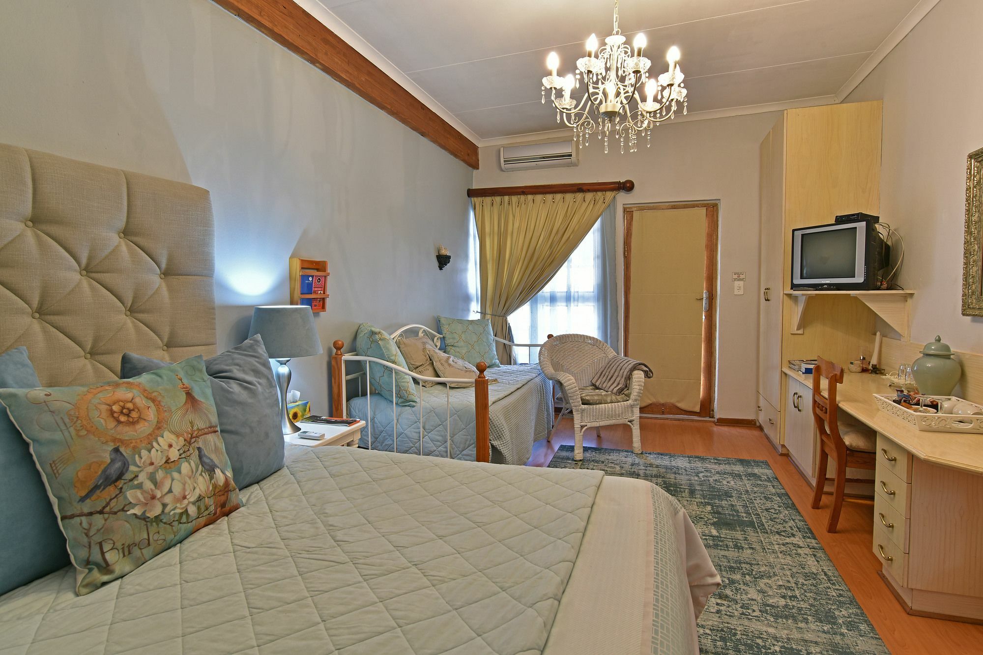 Bloemstantia Guest House Bloemfontein Exterior photo